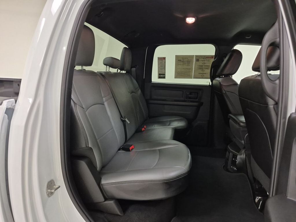 2023 RAM 2500 Tradesman Crew Cab 4x4 8' Box