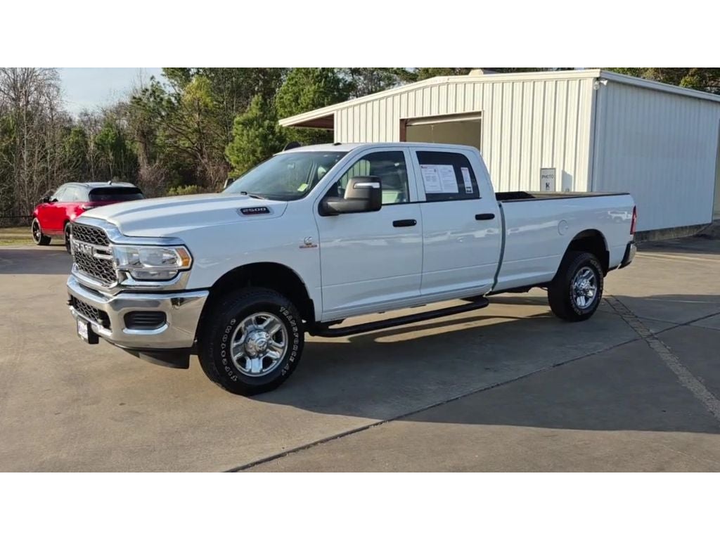 2023 RAM 2500 Tradesman Crew Cab 4x4 8' Box