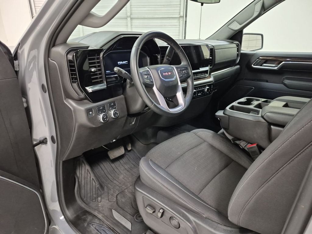 2024 GMC Sierra 1500 SLE