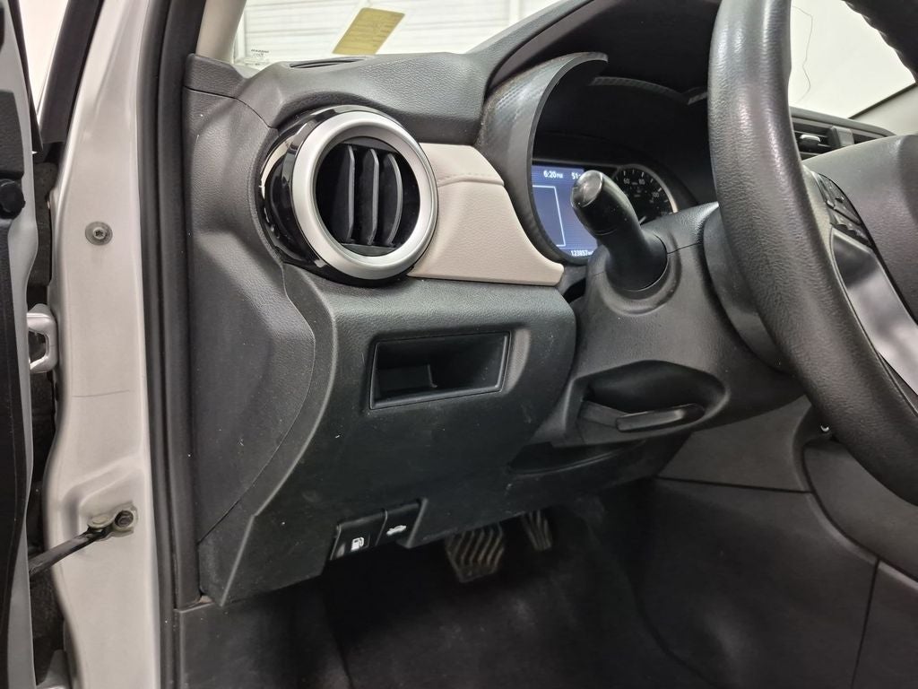 2021 Nissan Versa SV Xtronic CVT