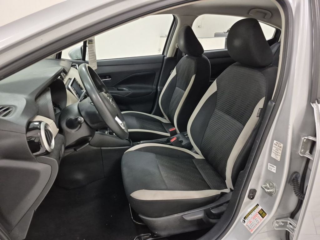 2021 Nissan Versa SV Xtronic CVT