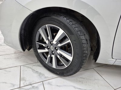 2021 Nissan Versa SV Xtronic CVT