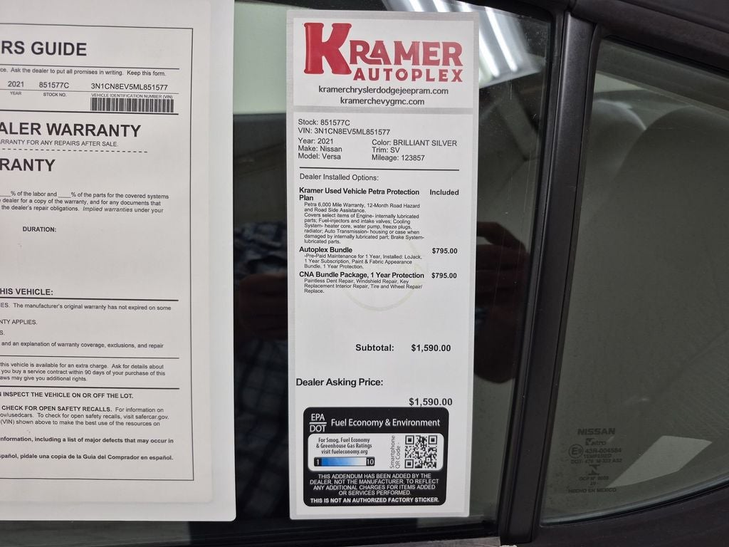 2021 Nissan Versa SV Xtronic CVT