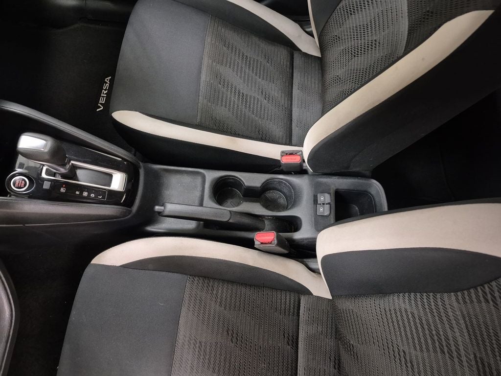 2021 Nissan Versa SV Xtronic CVT