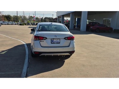 2021 Nissan Versa SV Xtronic CVT