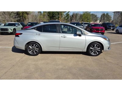 2021 Nissan Versa SV Xtronic CVT
