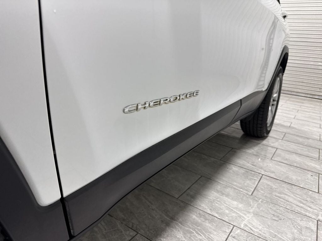 2022 Jeep Cherokee Latitude Lux 4x4