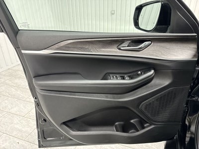 2026 Jeep Grand Cherokee GRAND CHEROKEE LAREDO ALTITUDE 4X2