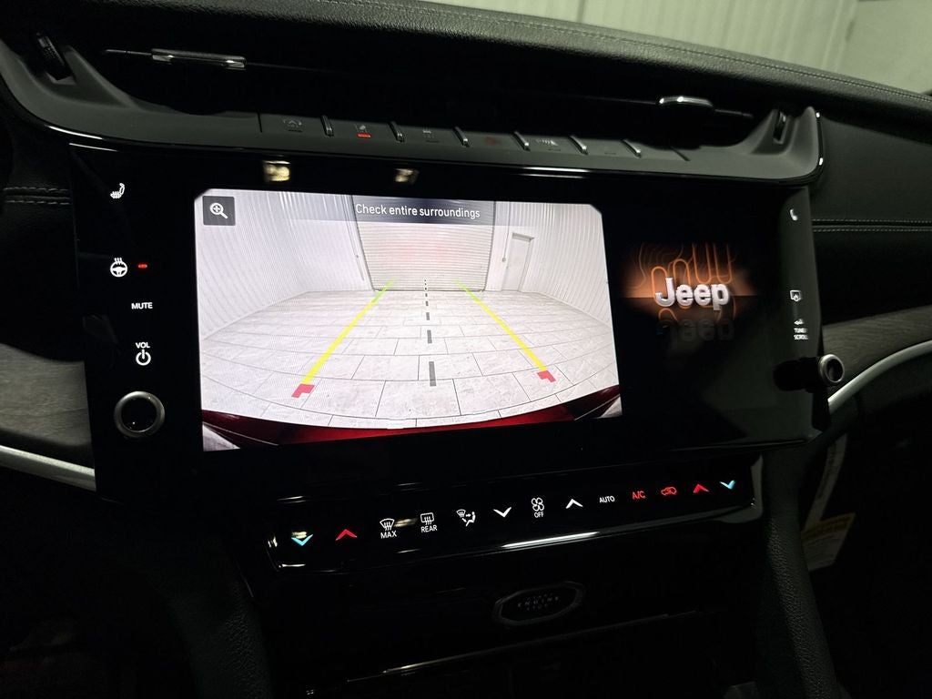 2026 Jeep Grand Cherokee GRAND CHEROKEE LAREDO ALTITUDE 4X2