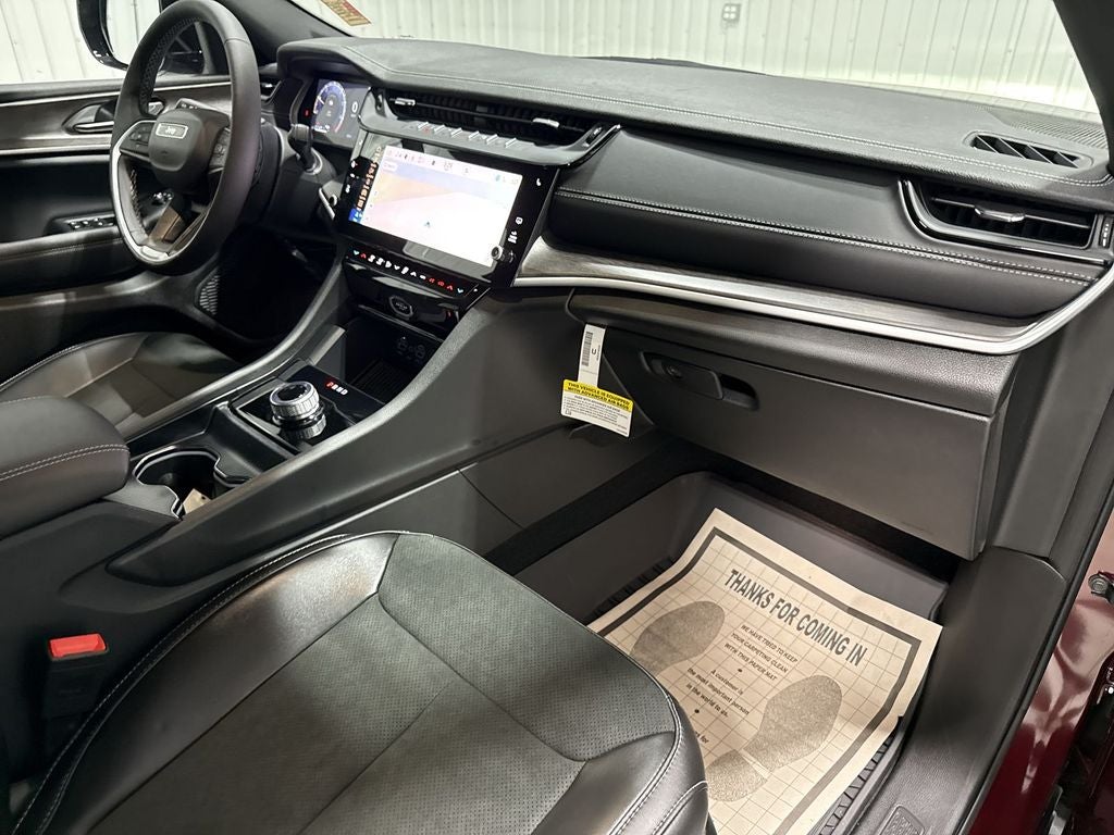2026 Jeep Grand Cherokee GRAND CHEROKEE LAREDO ALTITUDE 4X2