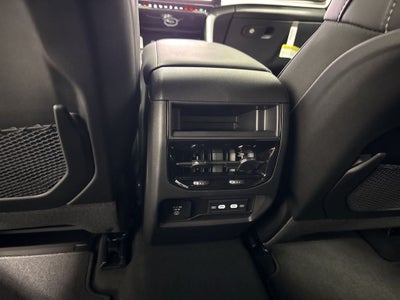 2026 Jeep Grand Cherokee GRAND CHEROKEE LAREDO ALTITUDE 4X2