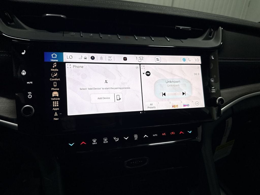 2026 Jeep Grand Cherokee GRAND CHEROKEE LAREDO ALTITUDE 4X2