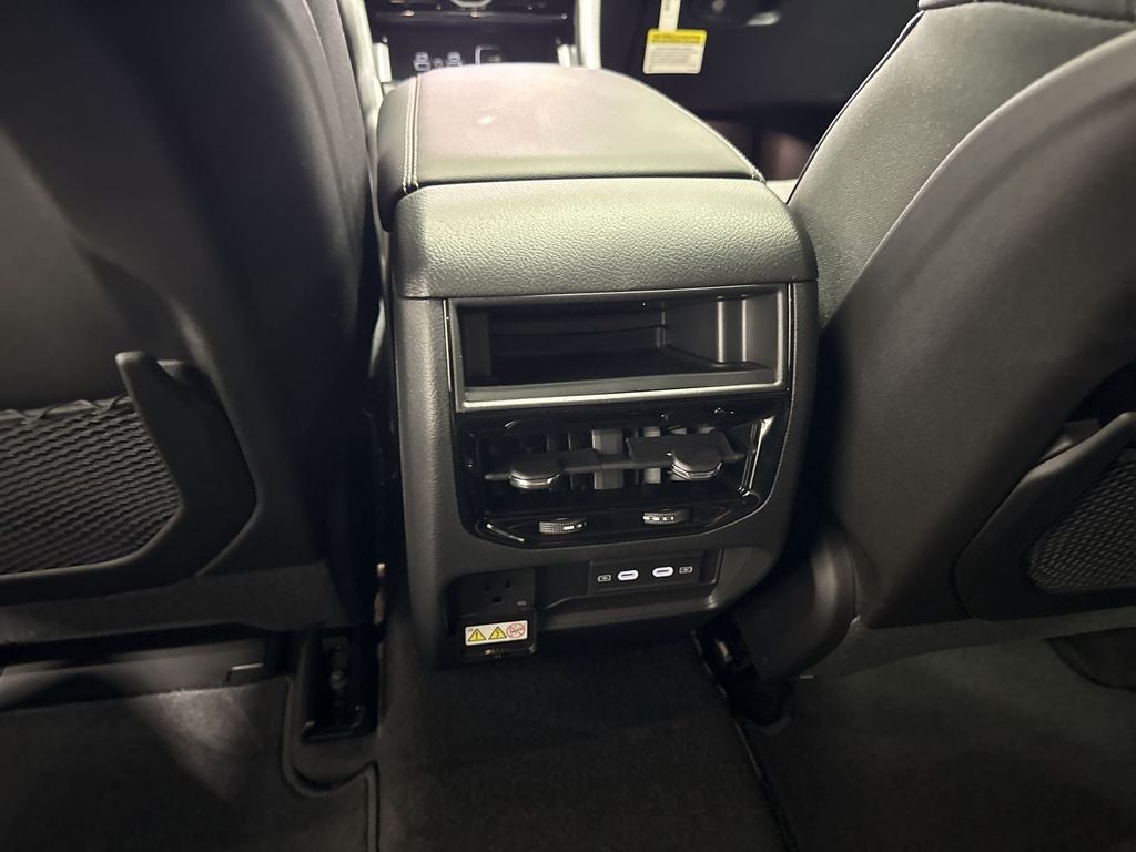 2026 Jeep Grand Cherokee GRAND CHEROKEE LAREDO ALTITUDE 4X2