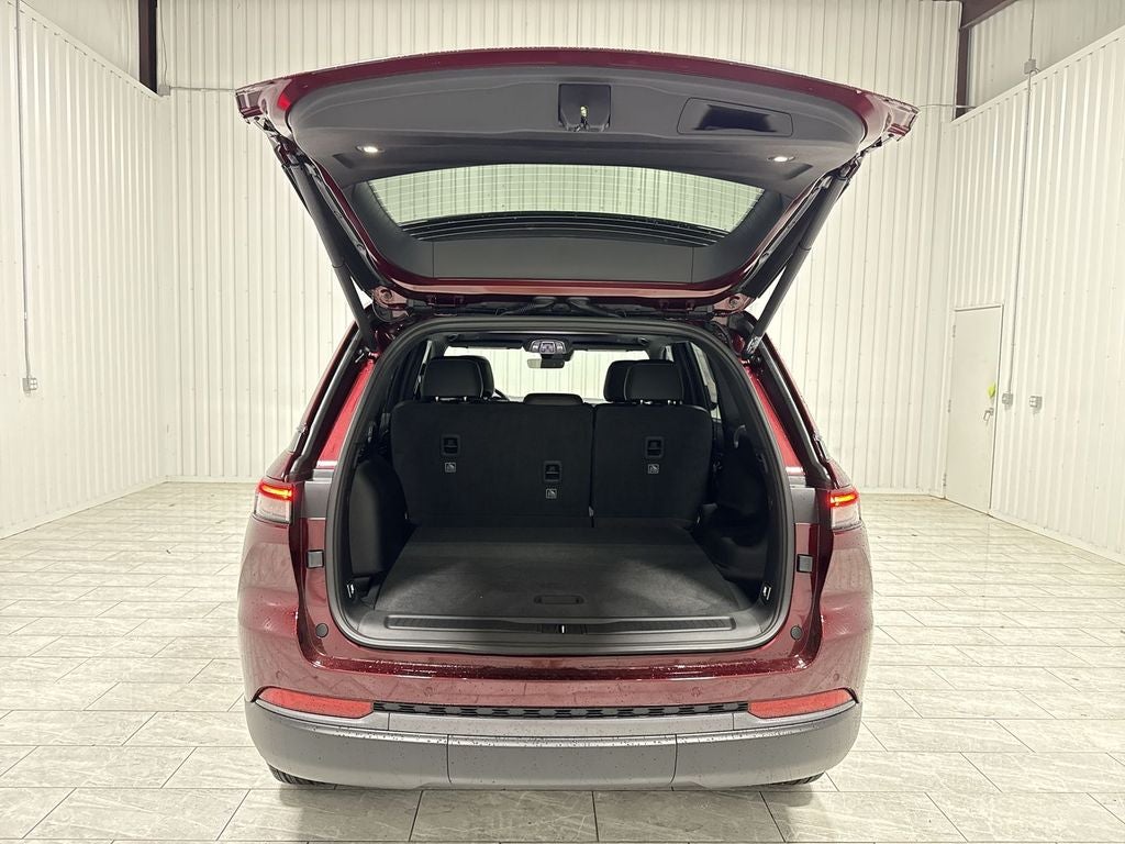 2026 Jeep Grand Cherokee GRAND CHEROKEE LAREDO ALTITUDE 4X2