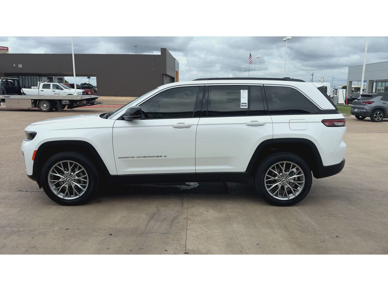 2027 Jeep Grand Cherokee Limited