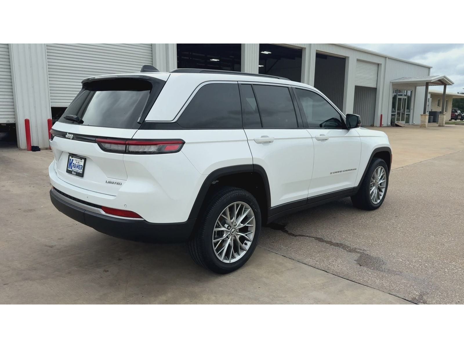 2027 Jeep Grand Cherokee Limited