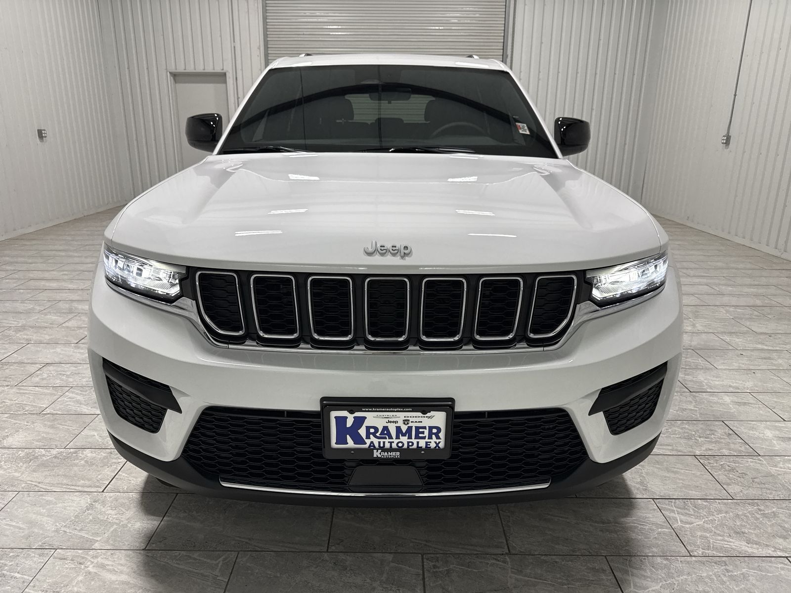 2027 Jeep Grand Cherokee Laredo X