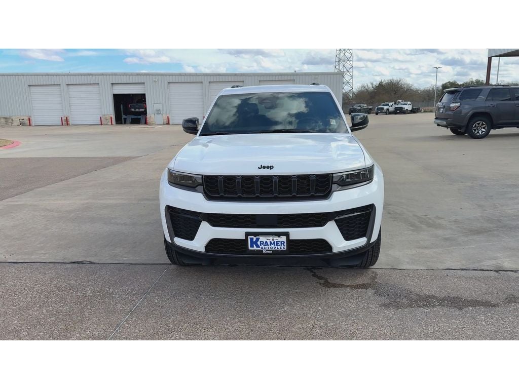 2026 Jeep Grand Cherokee GRAND CHEROKEE LAREDO ALTITUDE 4X4