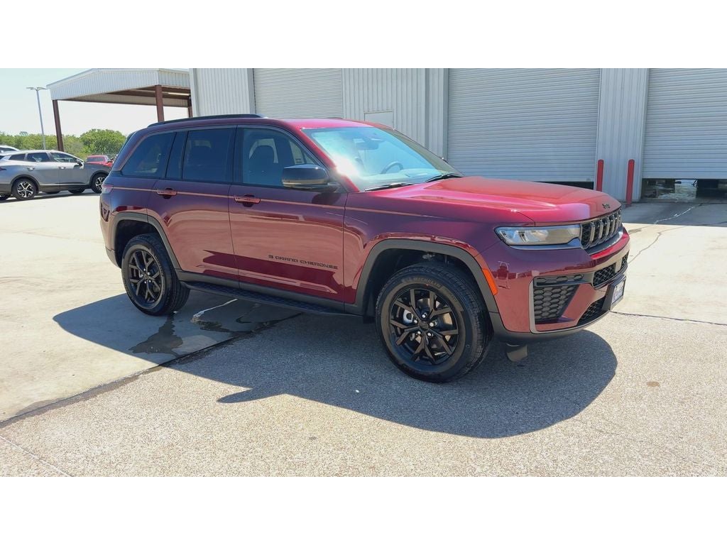 2026 Jeep Grand Cherokee GRAND CHEROKEE LAREDO ALTITUDE 4X4