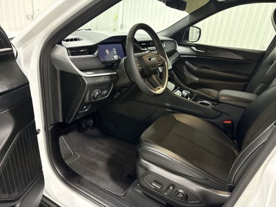 2025 Jeep Grand Cherokee L Altitude X 4x2