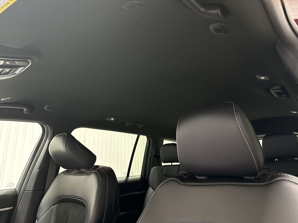 2026 Jeep Grand Cherokee GRAND CHEROKEE L LAREDO ALTITUDE 4X2