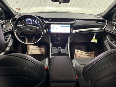 2026 Jeep Grand Cherokee GRAND CHEROKEE L LAREDO ALTITUDE 4X2