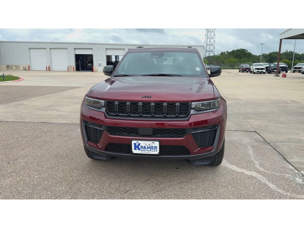 2026 Jeep Grand Cherokee GRAND CHEROKEE L LAREDO ALTITUDE 4X2