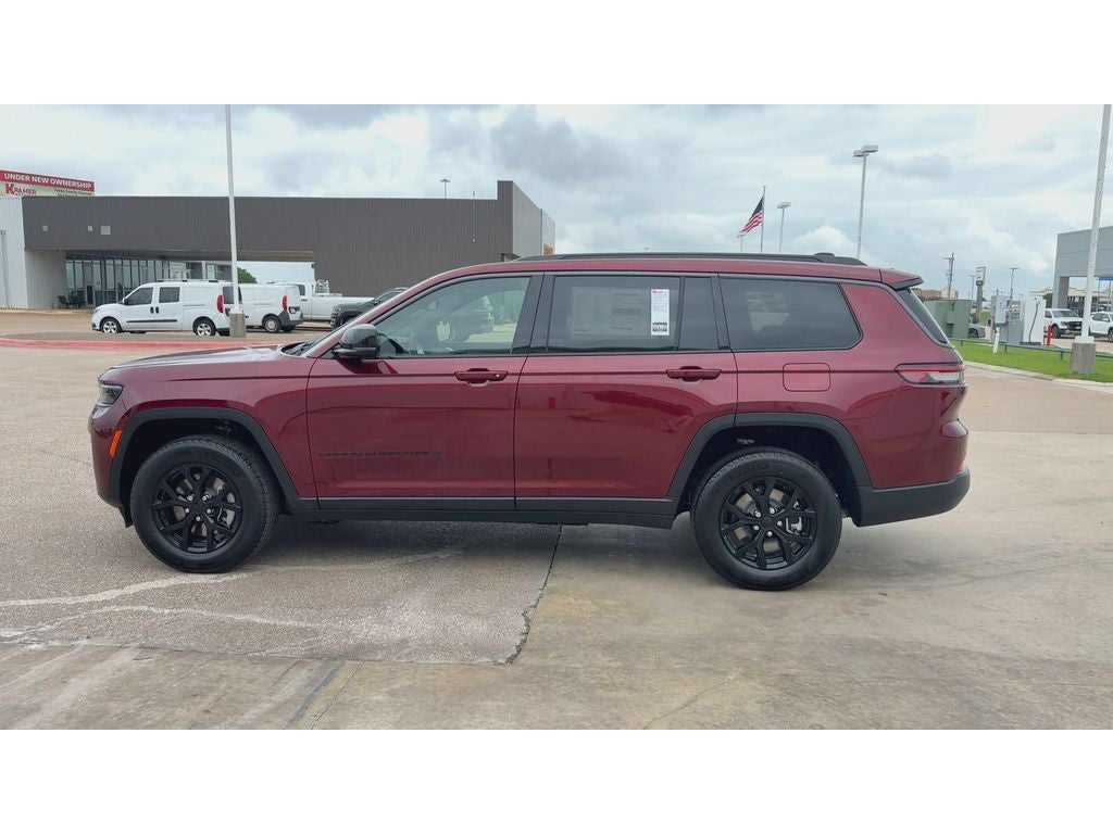 2026 Jeep Grand Cherokee GRAND CHEROKEE L LAREDO ALTITUDE 4X2