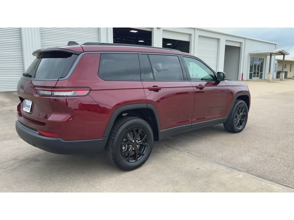 2026 Jeep Grand Cherokee GRAND CHEROKEE L LAREDO ALTITUDE 4X2