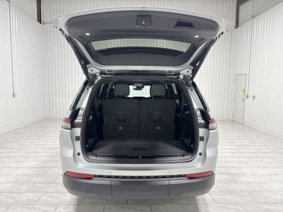 2026 Jeep Grand Cherokee GRAND CHEROKEE L LAREDO ALTITUDE 4X2