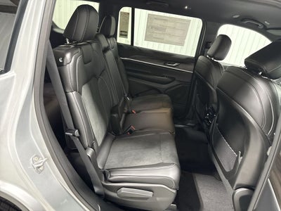 2026 Jeep Grand Cherokee GRAND CHEROKEE L LAREDO ALTITUDE 4X2