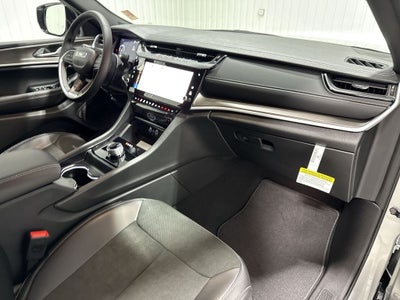 2026 Jeep Grand Cherokee GRAND CHEROKEE L LAREDO ALTITUDE 4X2