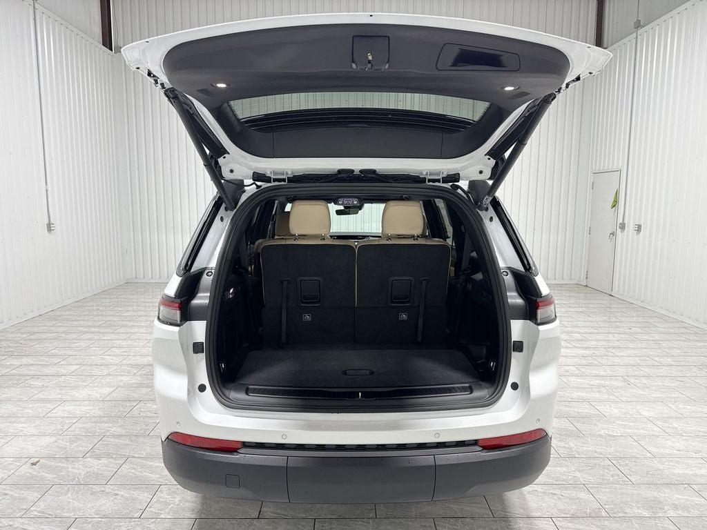 2026 Jeep Grand Cherokee GRAND CHEROKEE L LIMITED 4X2