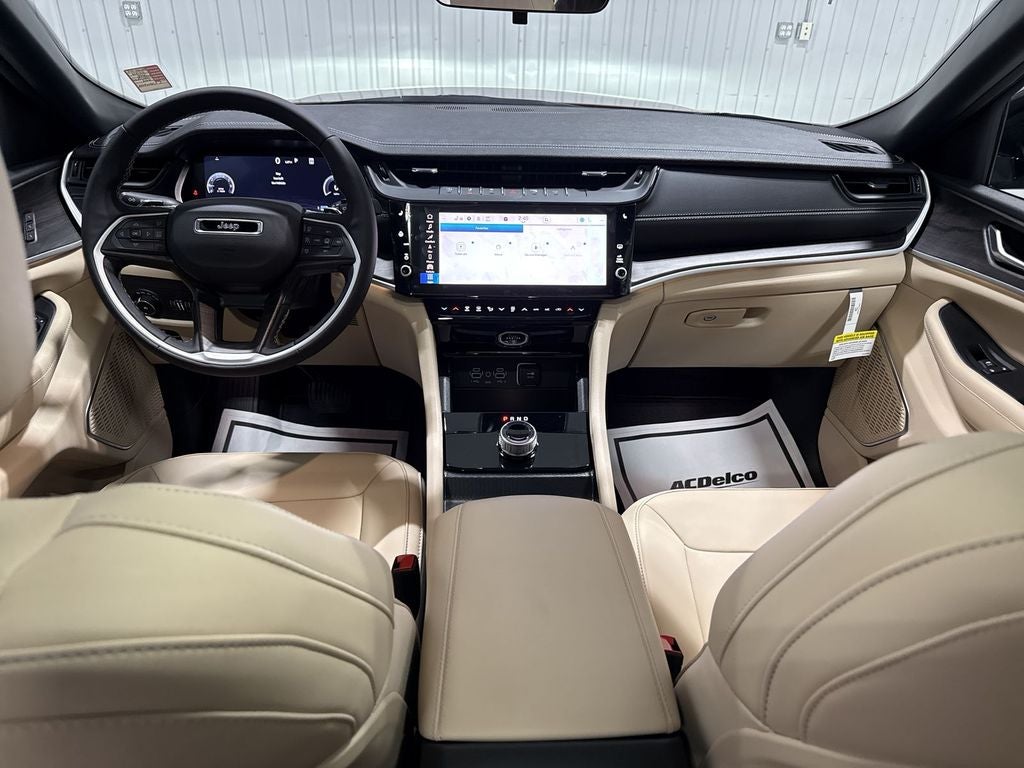 2026 Jeep Grand Cherokee GRAND CHEROKEE L LIMITED 4X2