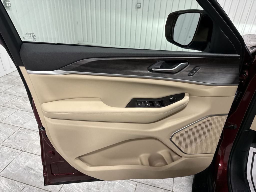 2026 Jeep Grand Cherokee GRAND CHEROKEE L LIMITED 4X2