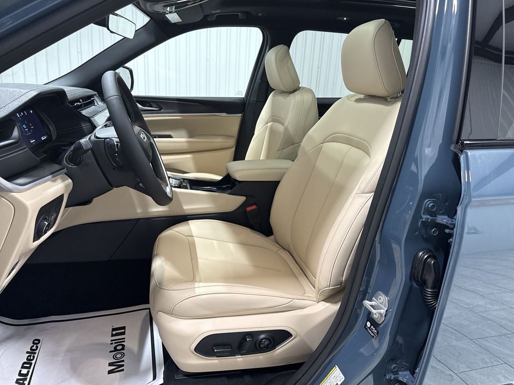 2026 Jeep Grand Cherokee GRAND CHEROKEE L LIMITED 4X2