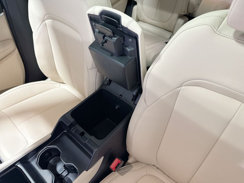 2026 Jeep Grand Cherokee GRAND CHEROKEE L LIMITED 4X2