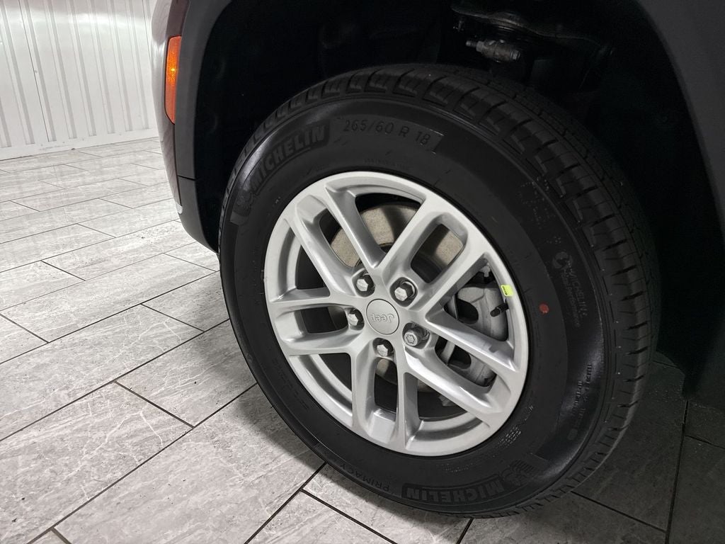 2026 Jeep Grand Cherokee GRAND CHEROKEE L LAREDO X 4X4