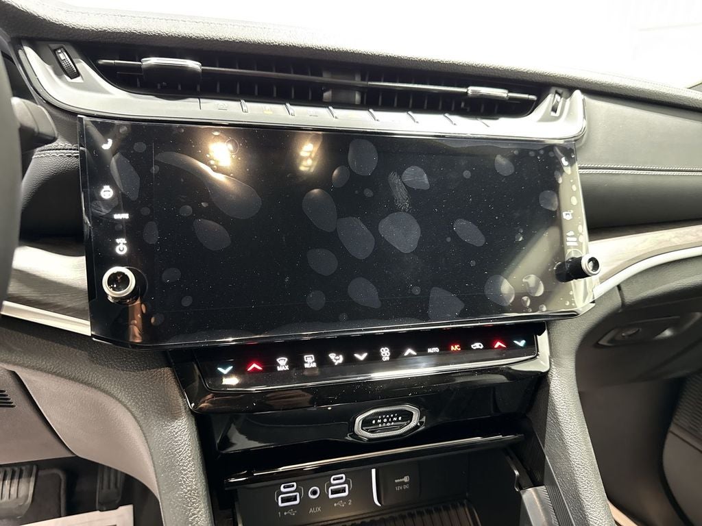 2026 Jeep Grand Cherokee GRAND CHEROKEE L LAREDO ALTITUDE 4X4