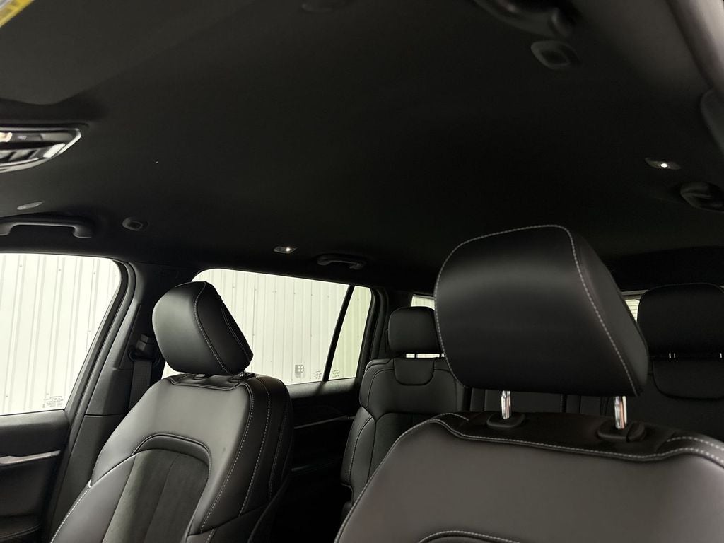 2026 Jeep Grand Cherokee GRAND CHEROKEE L LAREDO ALTITUDE 4X4