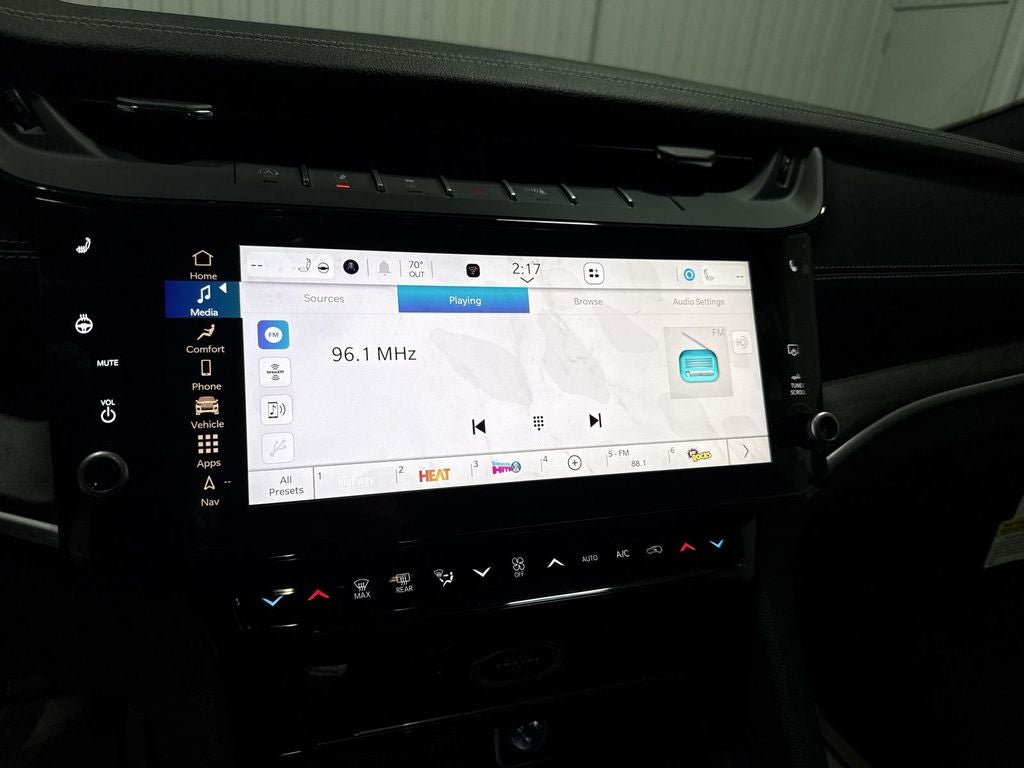 2026 Jeep Grand Cherokee GRAND CHEROKEE L LAREDO ALTITUDE 4X4