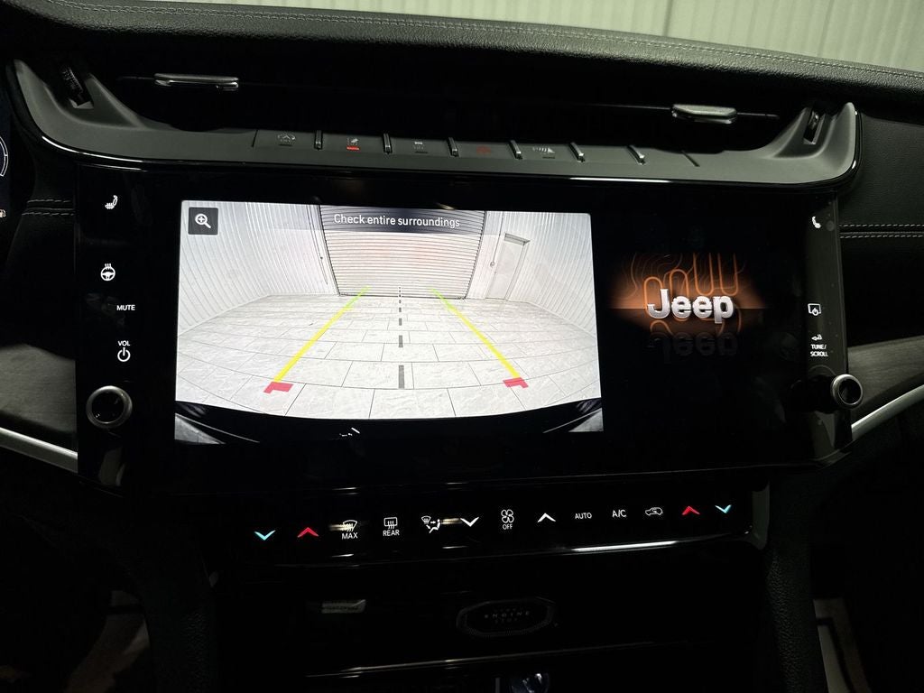 2026 Jeep Grand Cherokee GRAND CHEROKEE L LAREDO ALTITUDE 4X4