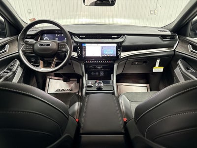 2026 Jeep Grand Cherokee GRAND CHEROKEE L LAREDO ALTITUDE 4X4