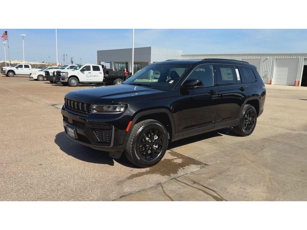 2026 Jeep Grand Cherokee GRAND CHEROKEE L LAREDO ALTITUDE 4X4