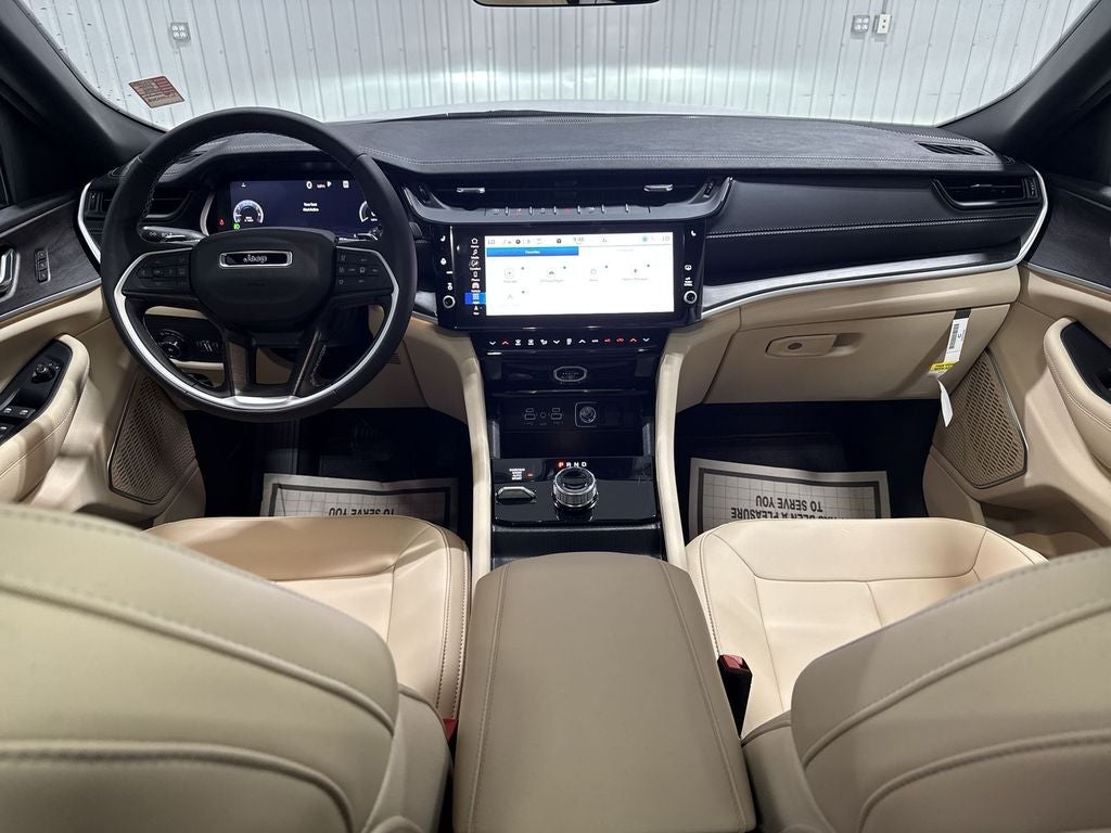 2026 Jeep Grand Cherokee GRAND CHEROKEE L LIMITED 4X4