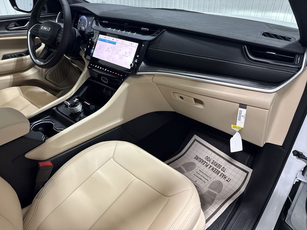 2026 Jeep Grand Cherokee GRAND CHEROKEE L LIMITED 4X4