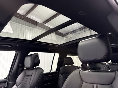 2026 Jeep Grand Wagoneer Base