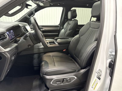 2026 Jeep Grand Wagoneer Base