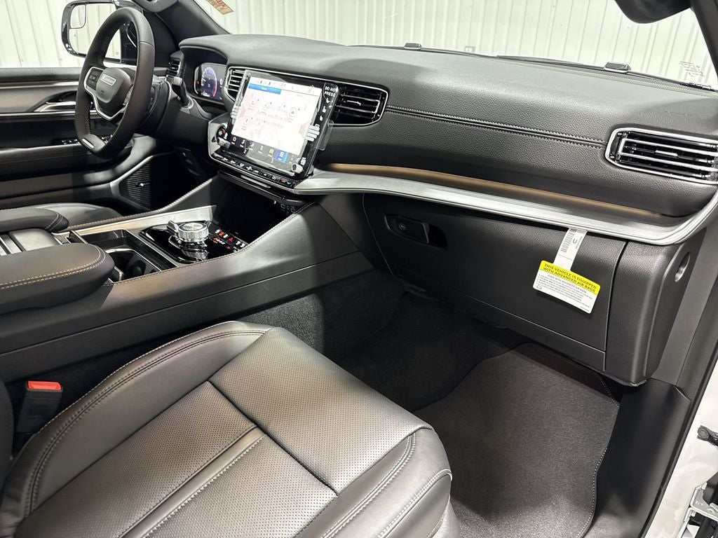 2026 Jeep Grand Wagoneer Base