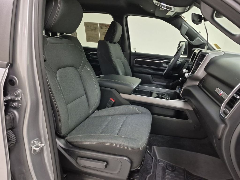 2025 RAM 1500 Lone Star Crew Cab 4x2 5'7' Box